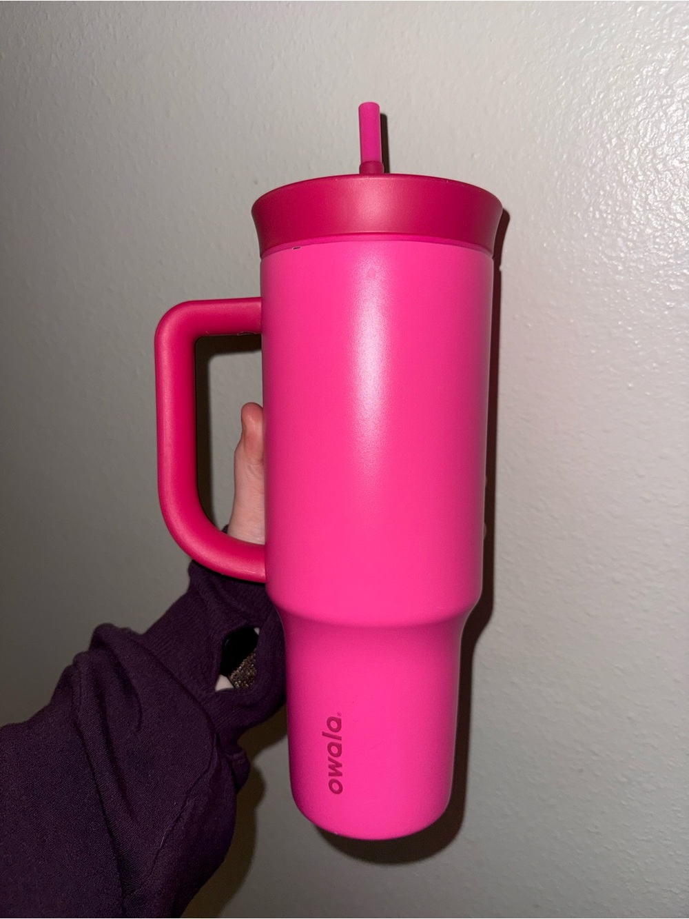 Owala 40 oz Travel Tumbler in rare color “Be Mine”